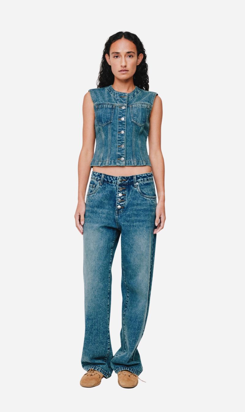 Wynn Hamlyn | Button Fly Classic Jeans - Mid Dirty Wash