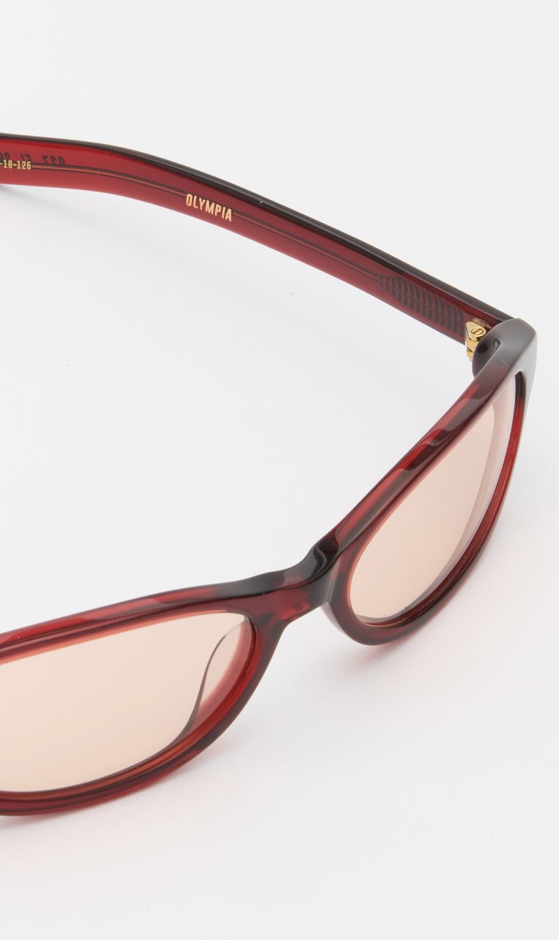 Flatlist | Olympia - Crystal Burgundy / Solid Peach Lens