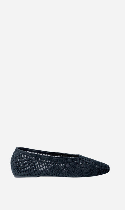 La Tribe | Molly Flat - Black
