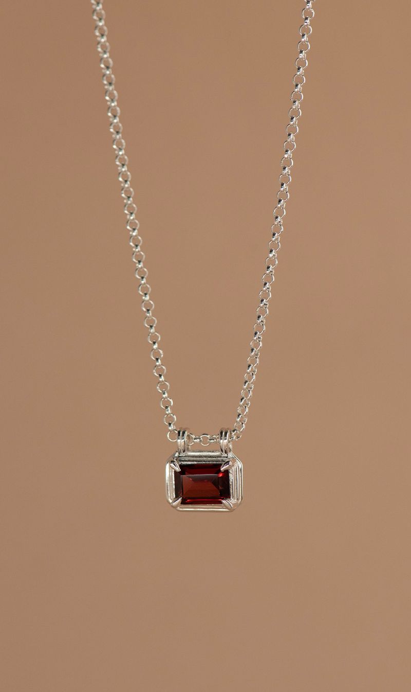 Zoe & Morgan | Naia Necklace - Silver Rhodolite Garnet