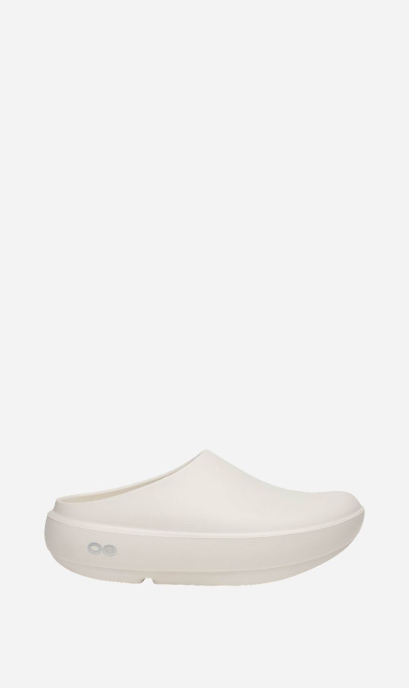 OOFOS | OOcloog Plus - Chalk