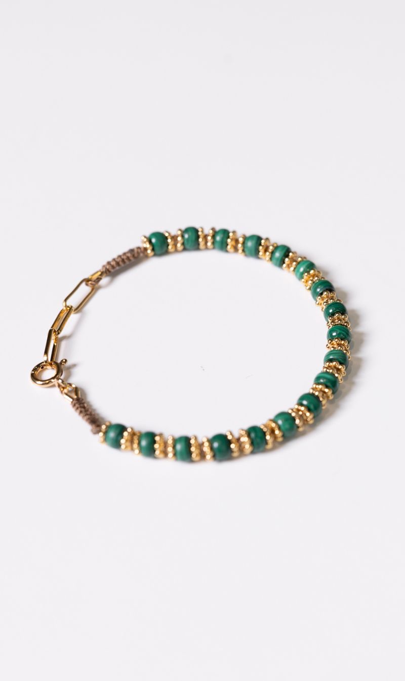 Tityaravy | Big Kamala Bracelet 021 - Beige / Malachite