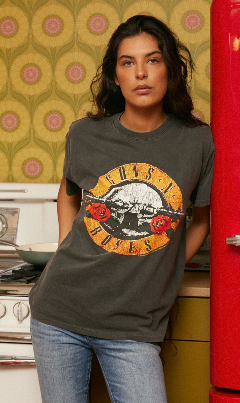 People Of Leisure | Guns N Roses Logo Tee