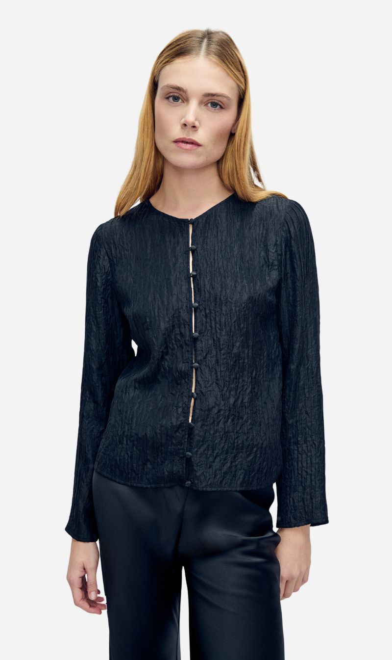 Silk Laundry | Crinkle Long Sleeve Top - Black