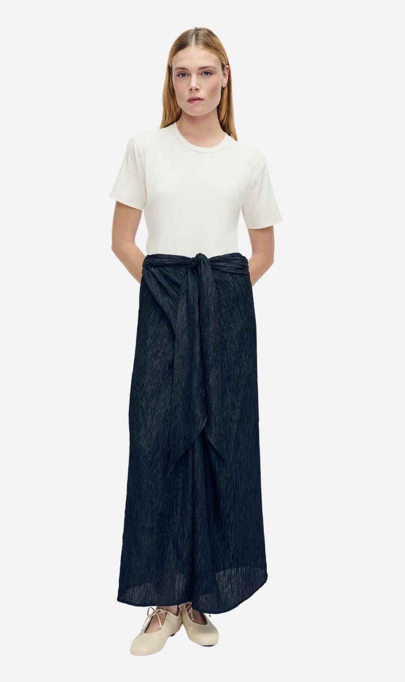 Silk Laundry | Crinkle Twisted Wrap Skirt - Black