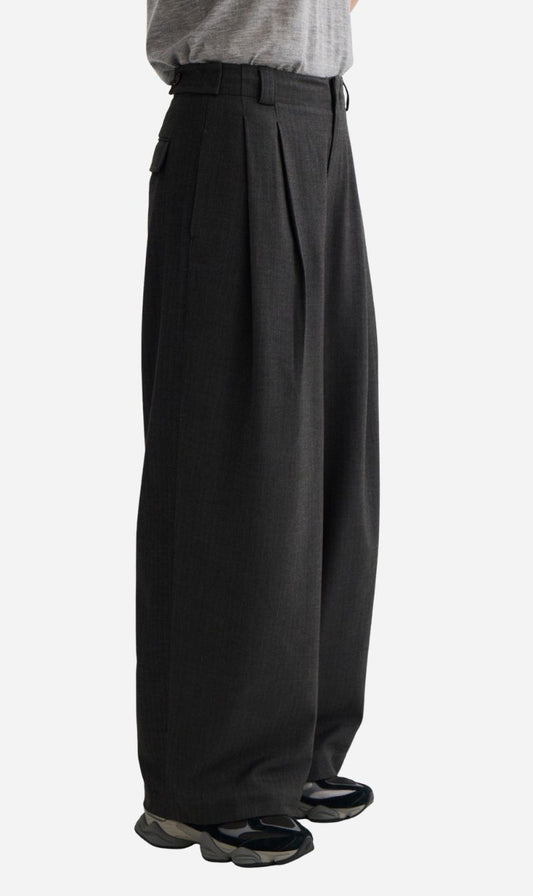 Laing | Wide Leg Pleat Front Trouser - Graphite