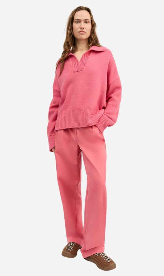 Skall Studio | Dean V-Neck Jumper - Hot Pink