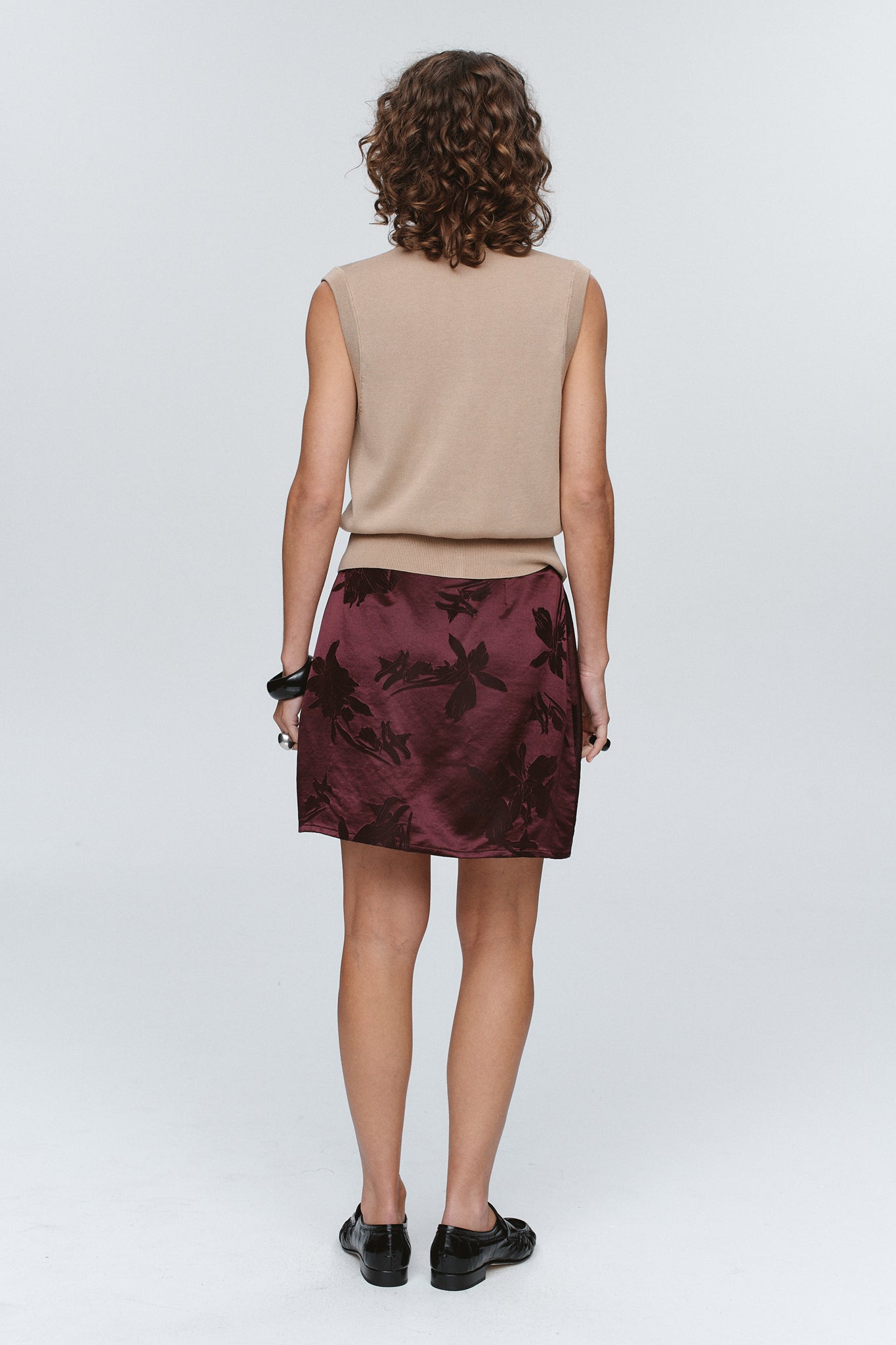 Marle | Foundations Vest - Almond