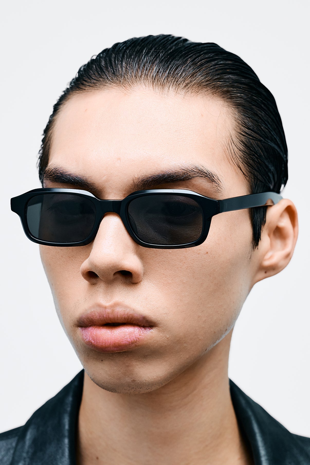 Flatlist | Hanky - Solid Black / Solid Black Lens