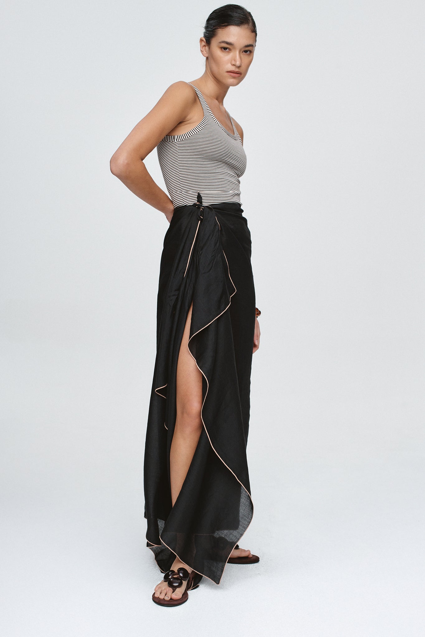 Marle | Hattie Sarong - Black