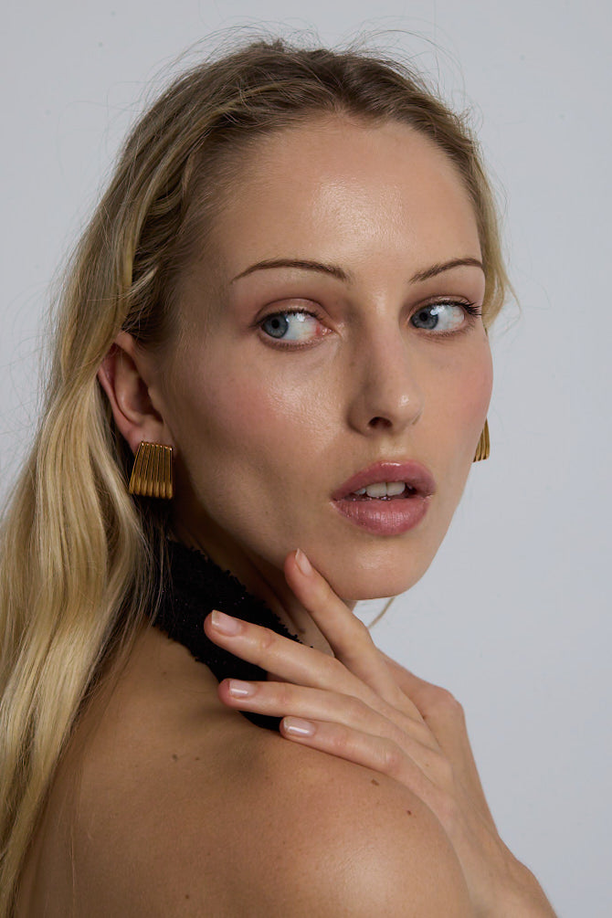 Heaven Mayhem | Ribbed Earrings - Gold