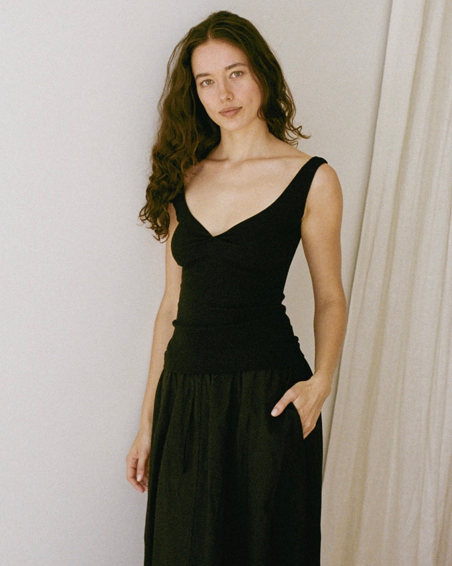 Dominique Healy | Jill Singlet - Black