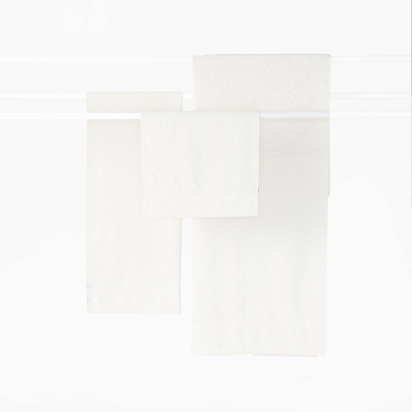 Innate | Bath Towel - Shadows Salt