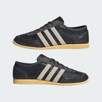 Adidas | Japan Decon - Utility Black / Cream White / Orange Tint