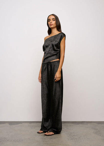 One Of Others | Jaques Top - Black