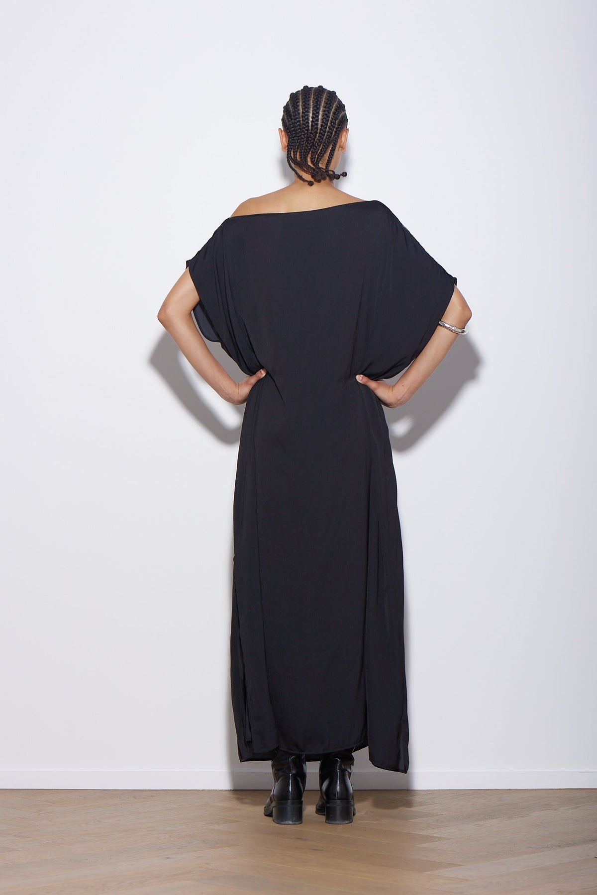 Knuefermann | Ava Long - Black Resort
