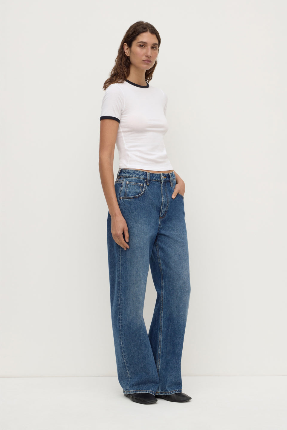 Assembly Label | Kourt Contrast Bind Tee - White/Navy