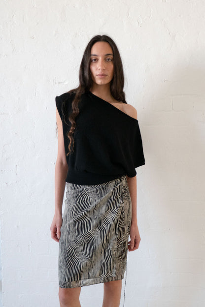 St Agni | Cashmere Asymm Top - Black