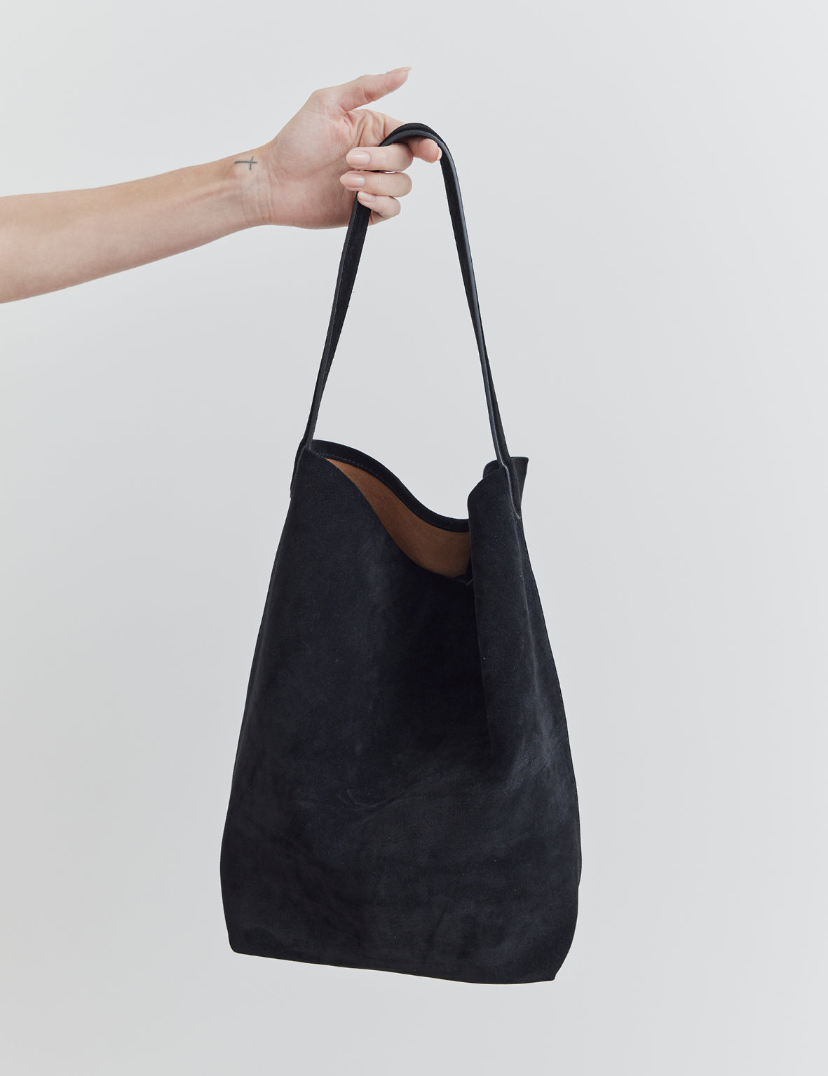 La Tribe | Everyday XL Suede Bag - Black
