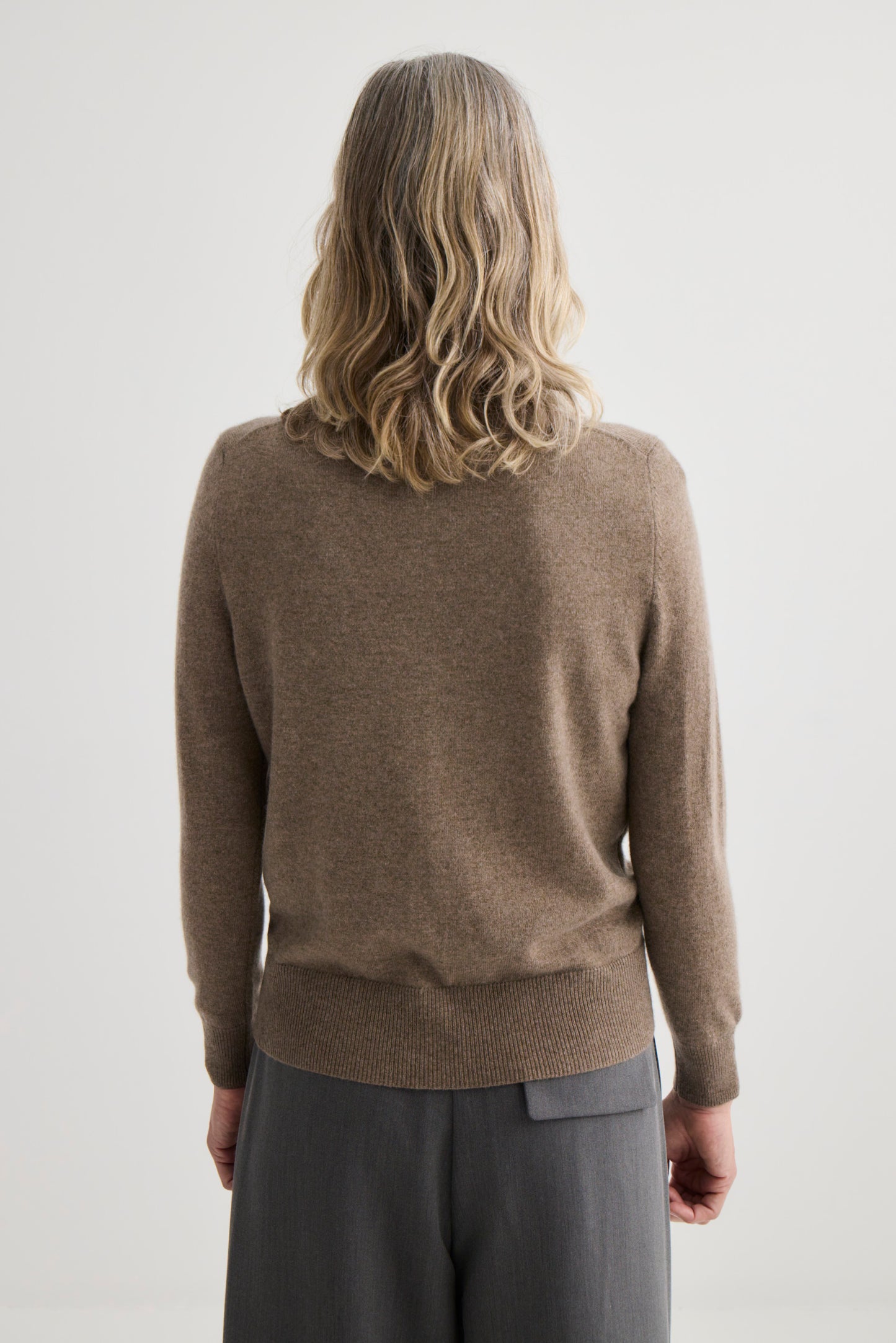 Laing | Cashmere Crewneck Cardigan - Cocoa Marle