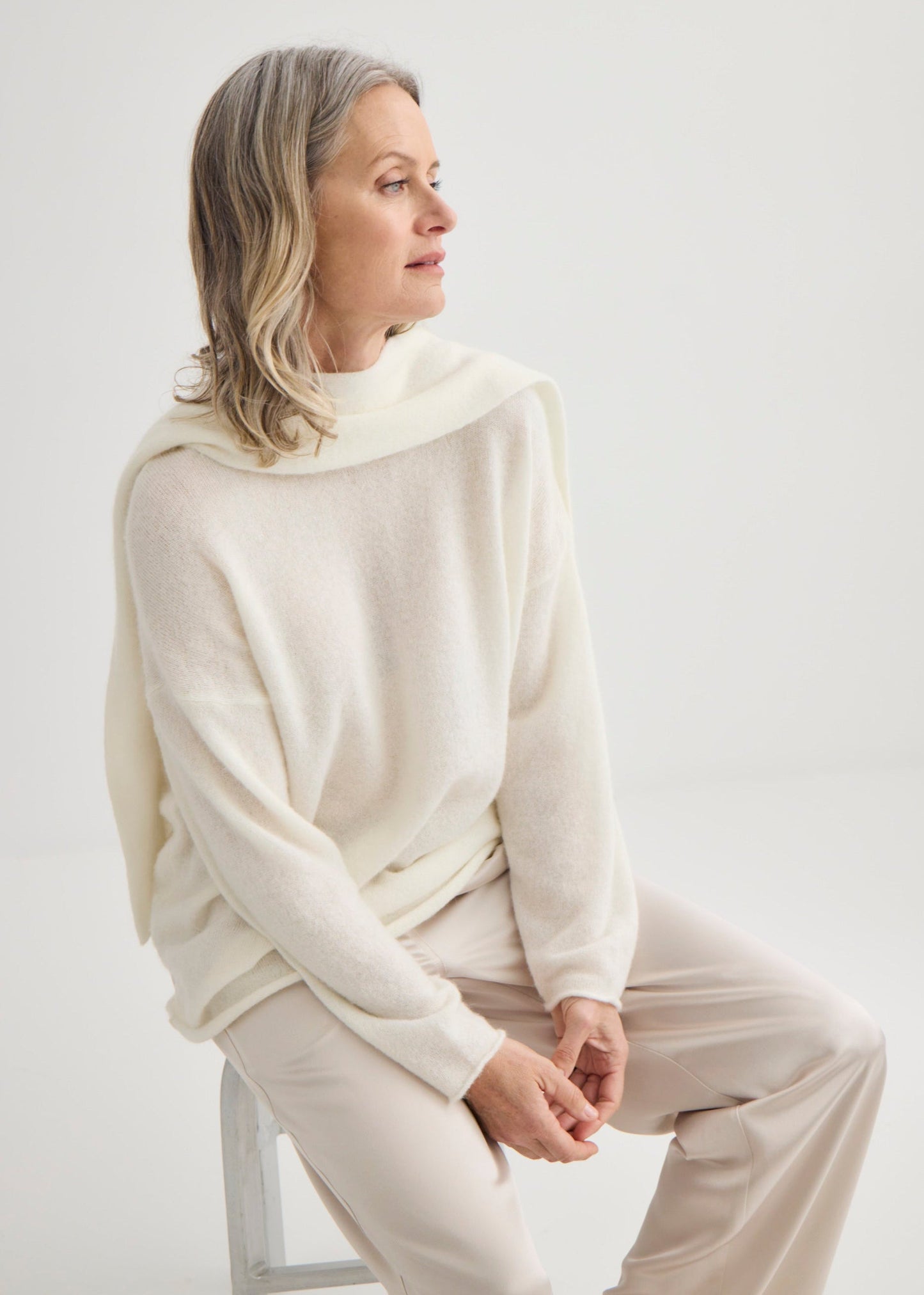 Laing | Alpaca Sweater With Tie - Ivory
