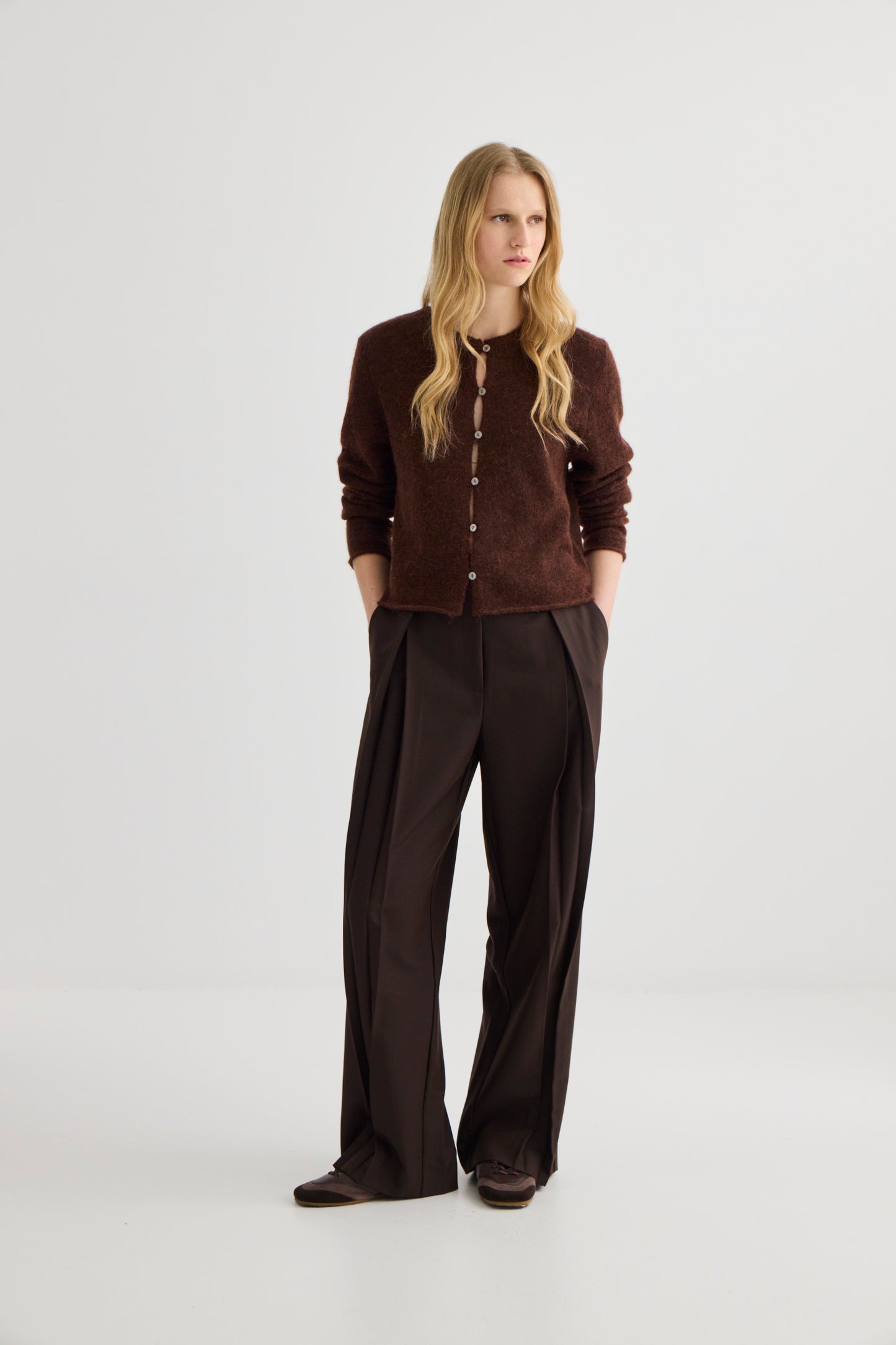 Laing | Alpaca Cropped Cardigan - Mahogany Marle