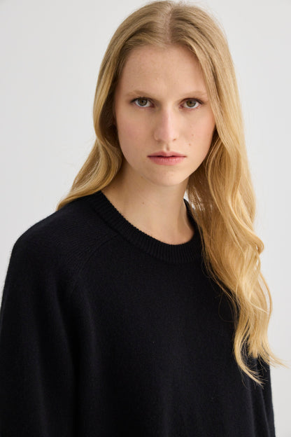 Laing | Cashmere Oversized Crewneck - Black