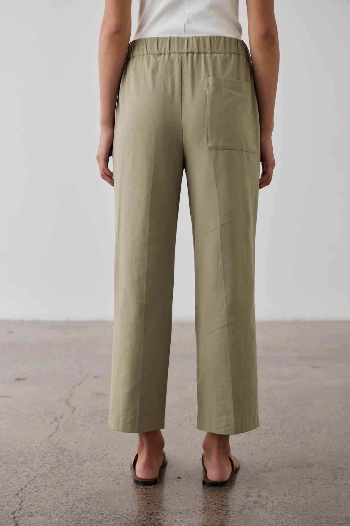 Laing | Cropped Wide Leg Pant - Washed Olive