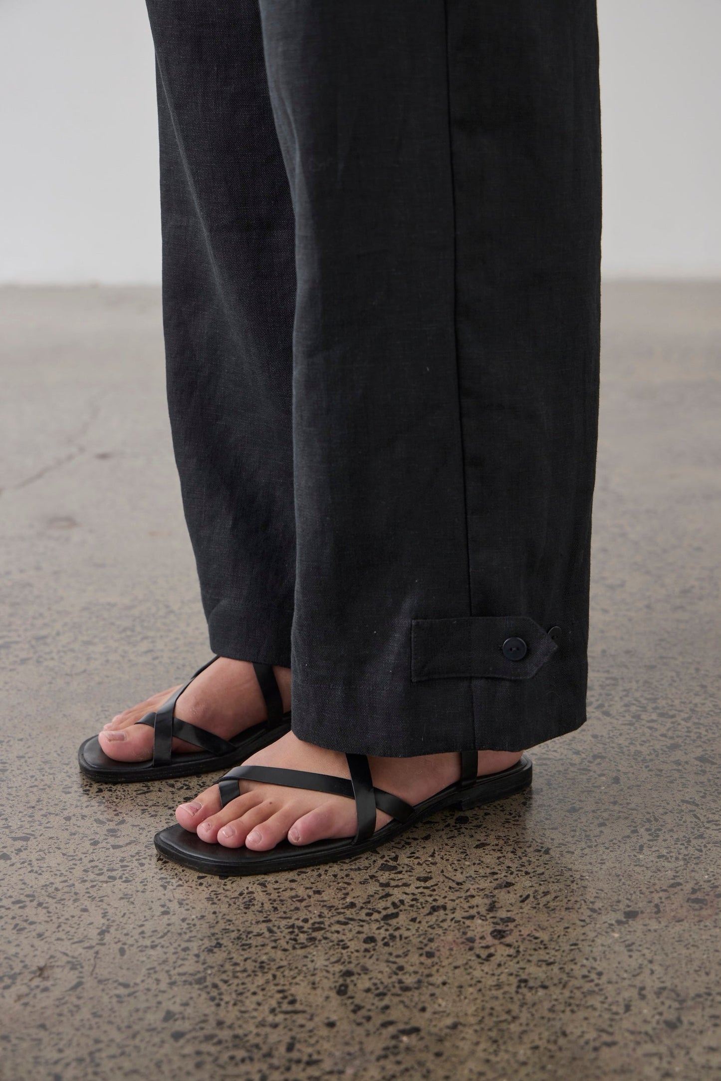 Laing | Tab Cuff Pant - Black