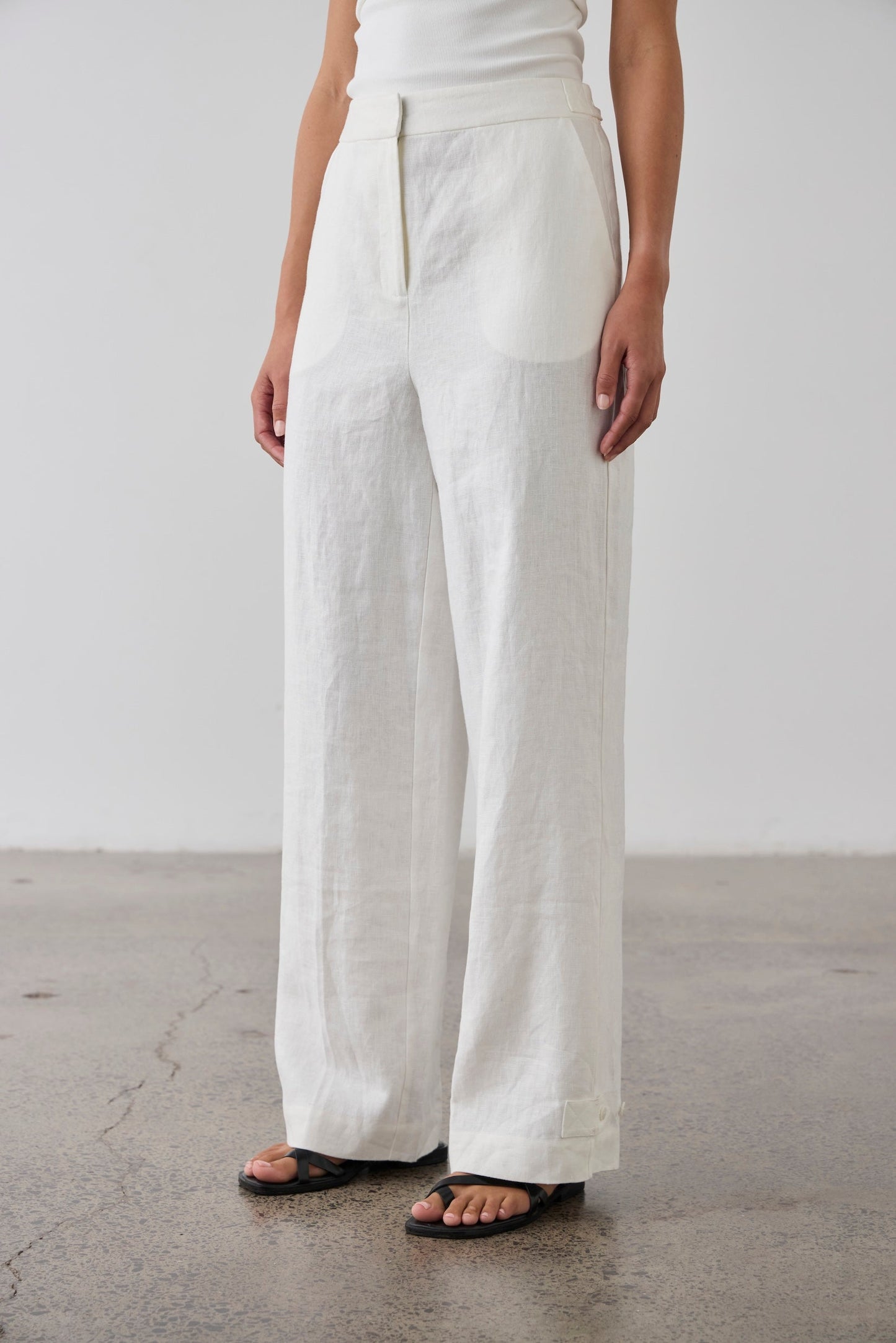 Laing | Tab Cuff Pant - White
