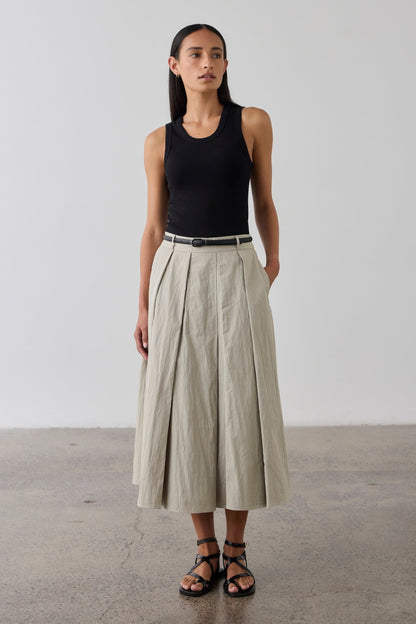 Laing | Tank - Black