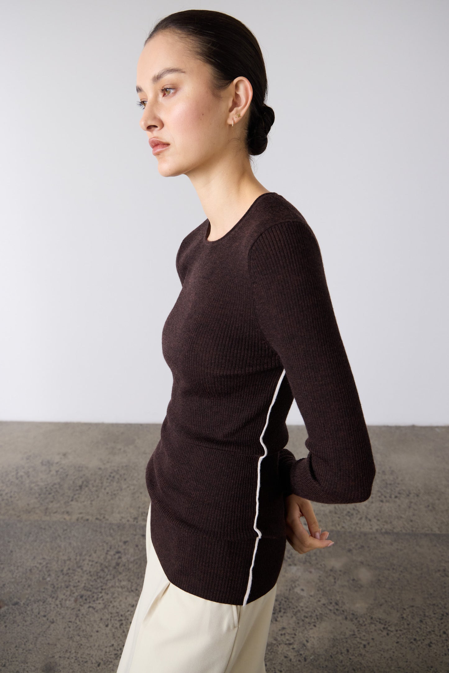 Laing | Max Ribbed Crew - Mocha