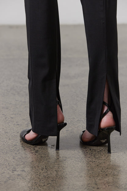 Laing | Bronson Mid Rise Split Hem Pant - Black
