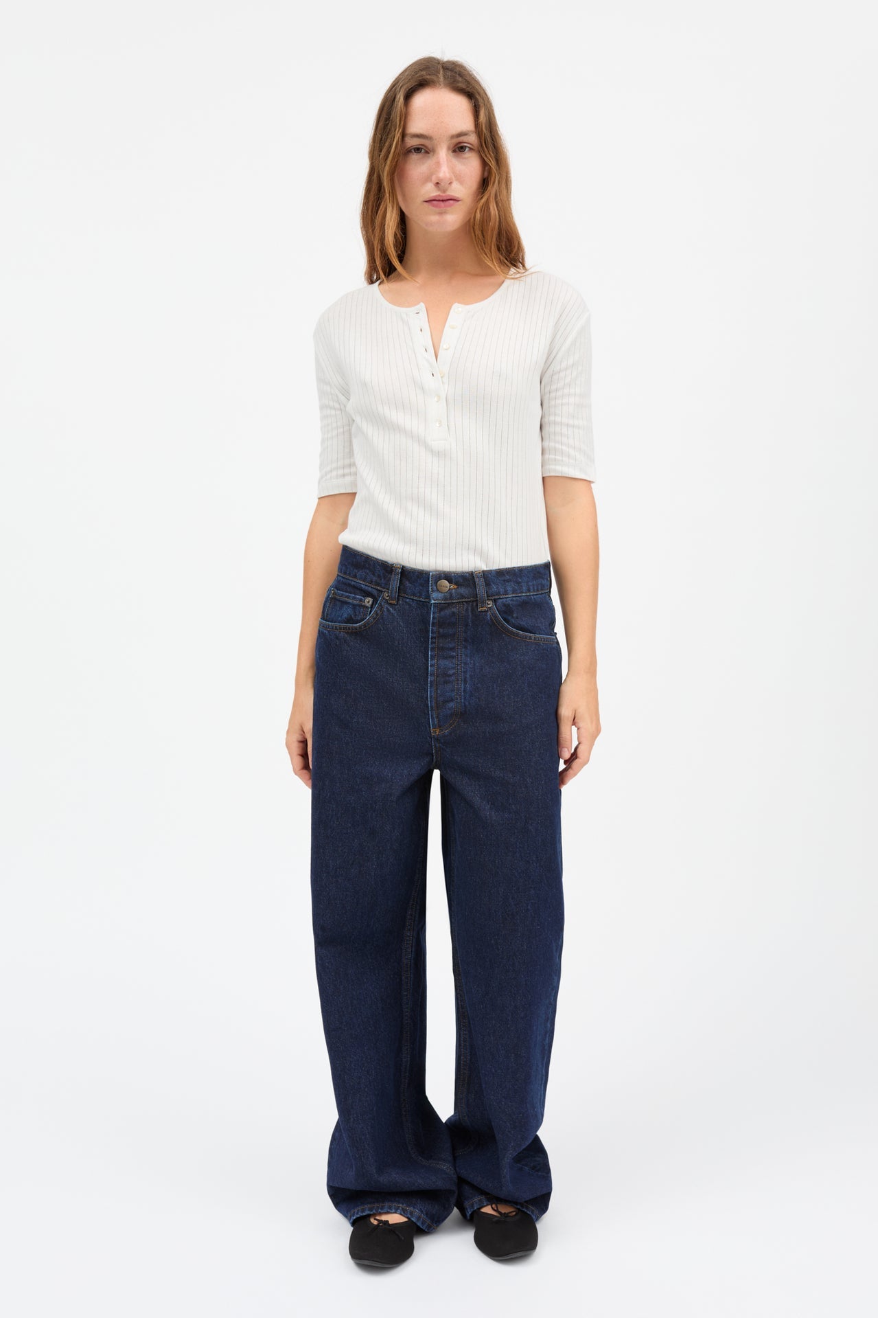 Skall Studio | Liv Henley Tee - Optic White