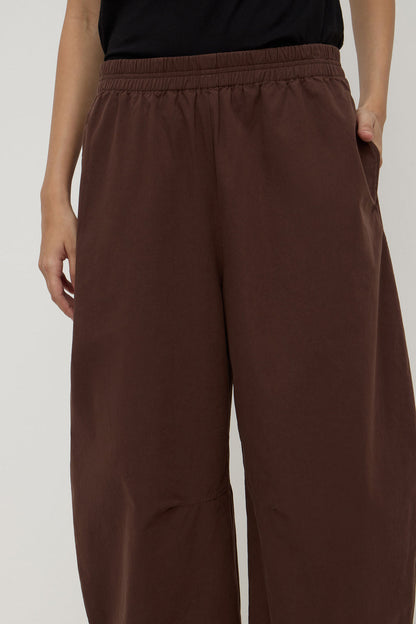 Assembly Label | Lola Barrel Pant - Ganache