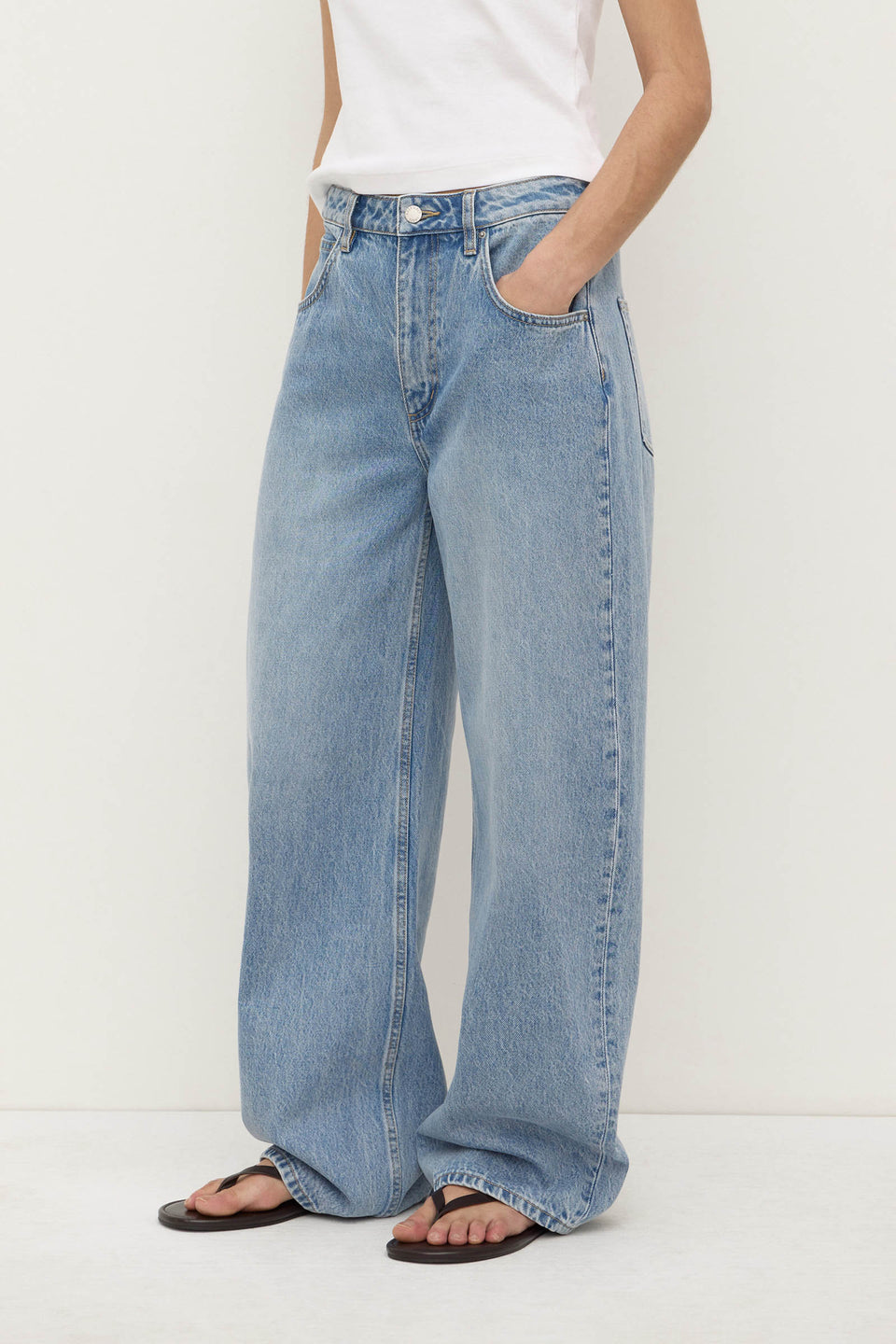 Assembly Label | Low Curve Mid Rise Jean - Indigo