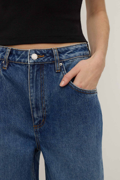 Assembly Label | Low Curve Mid Rise Jean - Mid Blue