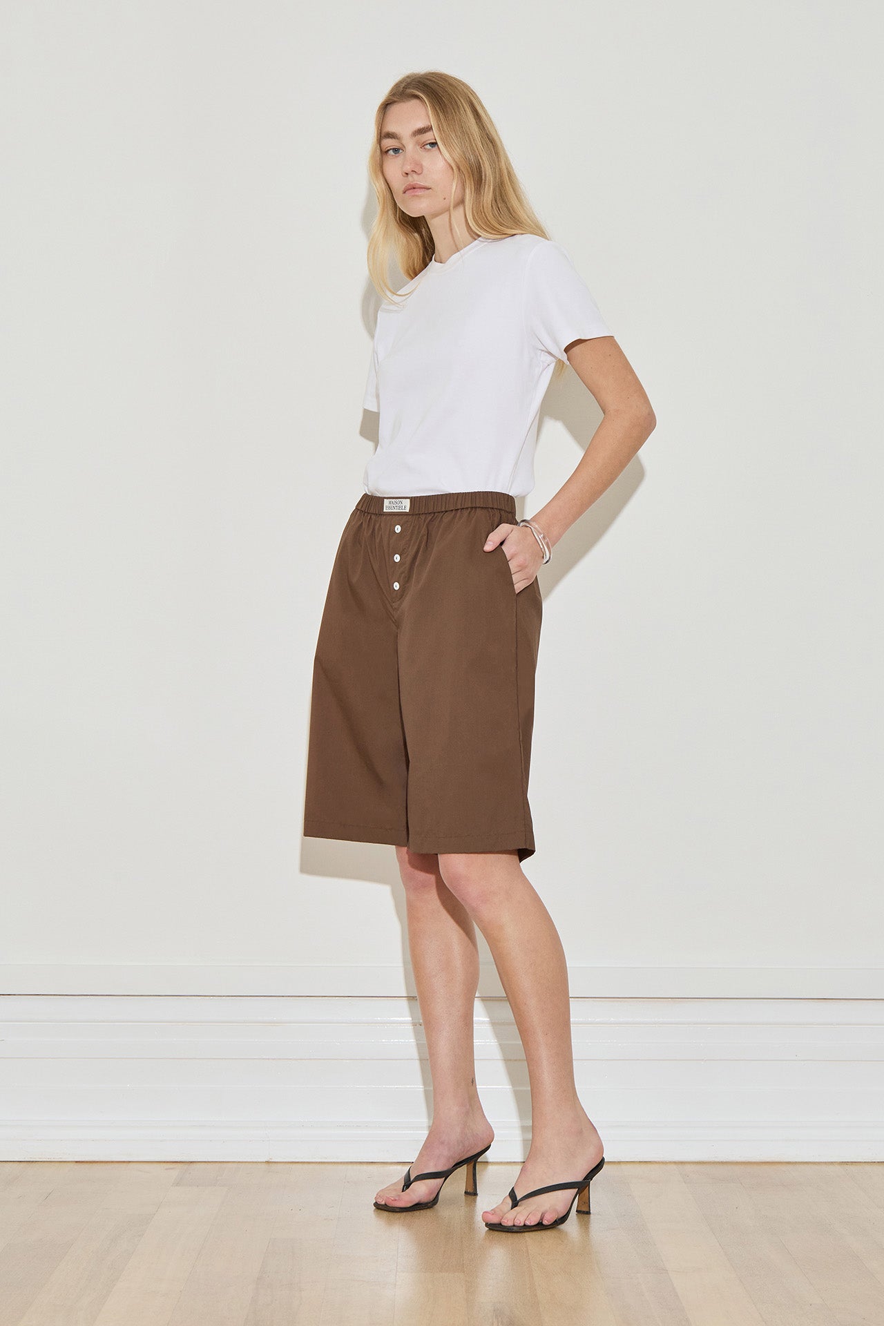 Maison Essentiele | Longline Cotton Short - Chocolate