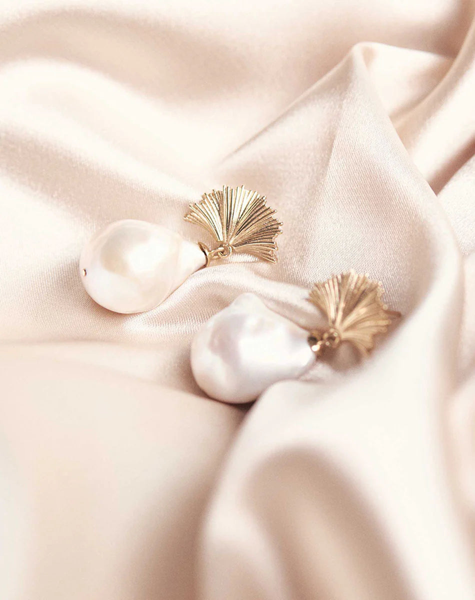 Meadowlark | Vita Drop Earrings Large - Gold