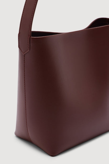 Assembly Label | Nova Mini Bucket Bag - Raisin