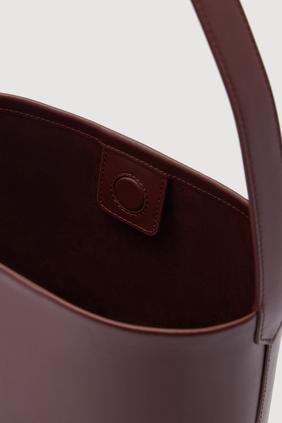 Assembly Label | Nova Mini Bucket Bag - Raisin