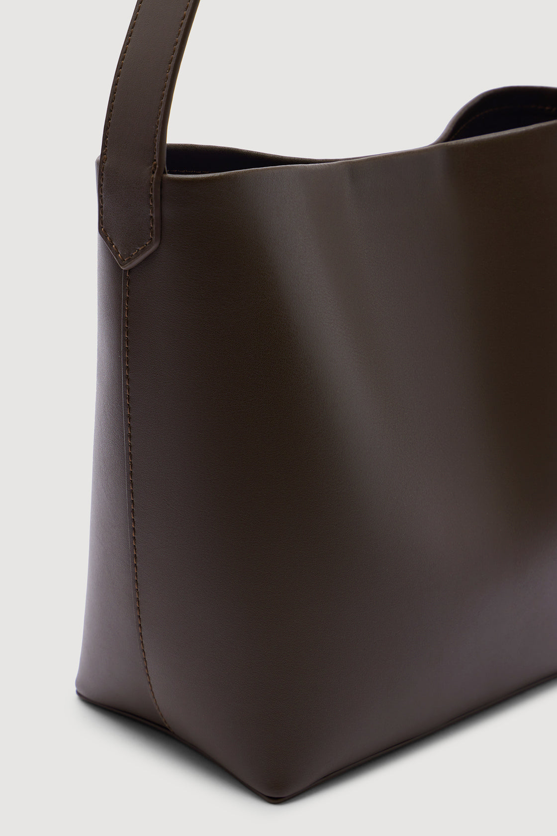 Assembly Label | Nova Mini Bucket Bag - Walnut