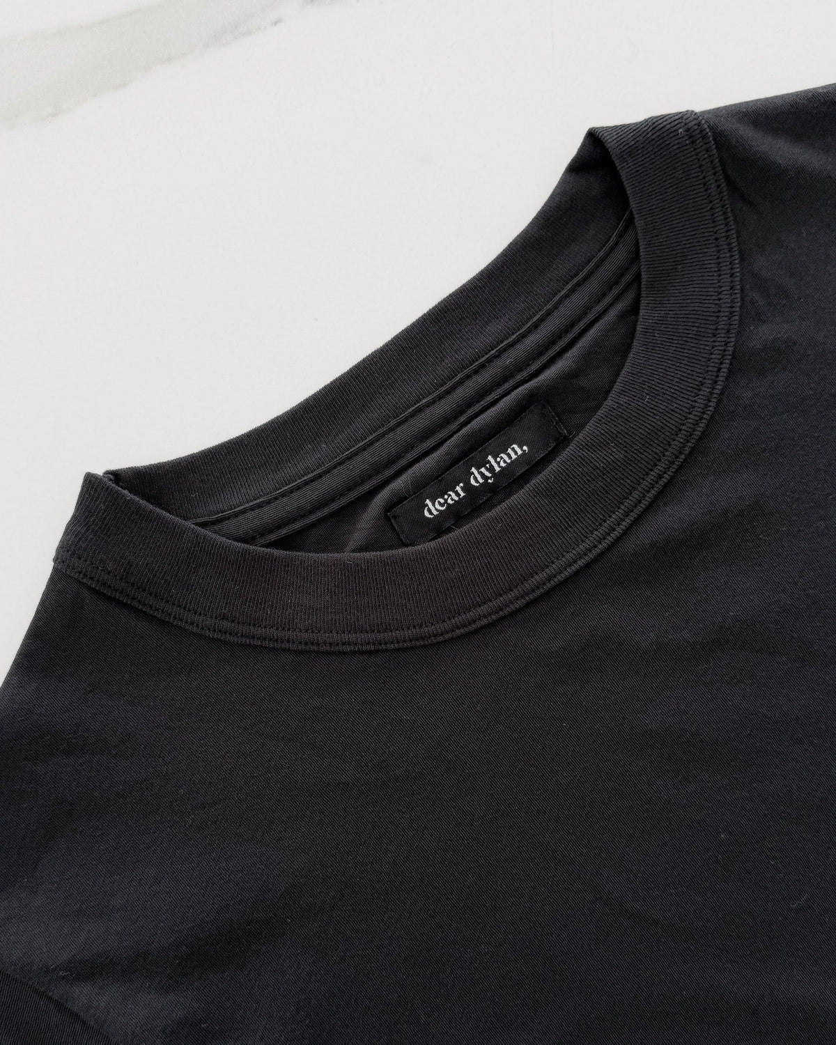 Dear Dylan | Baby Tee - Noir