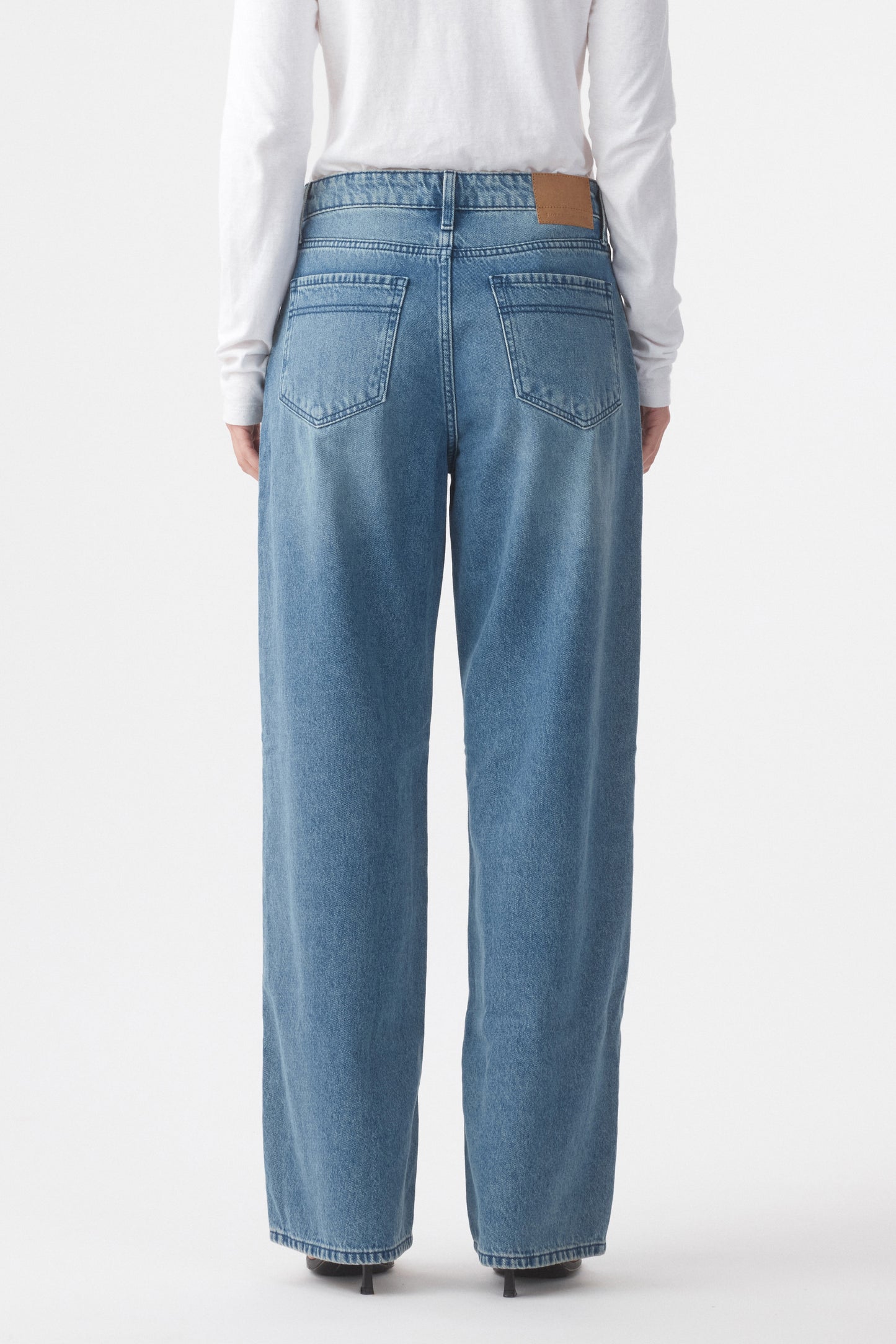 Outland Denim | Olive Mid Slouchy Wide Jean - Marina Mid Blue