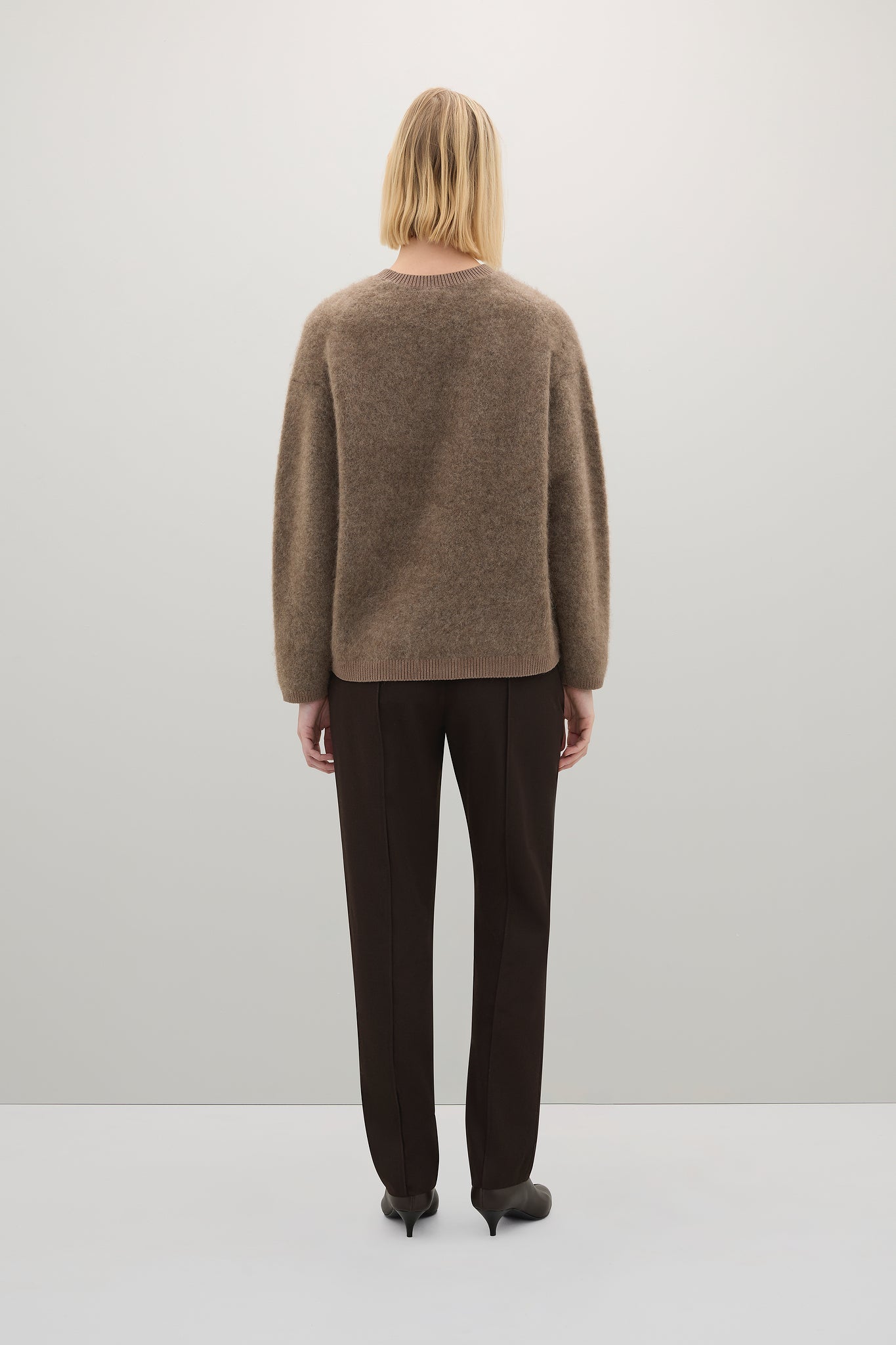A.Emery | Oren Knit - Cafe