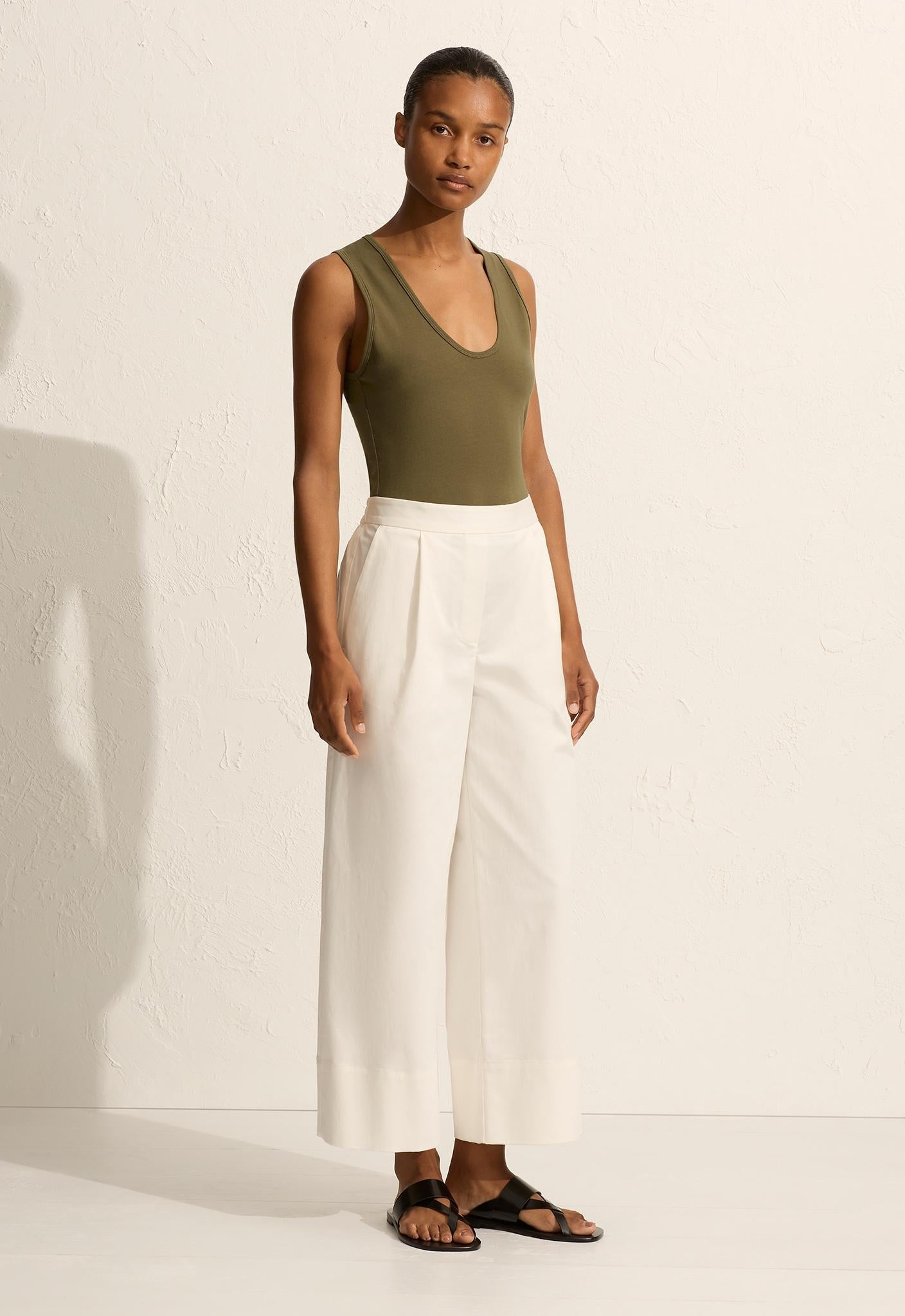 Matteau | Deep U Tank - Olive