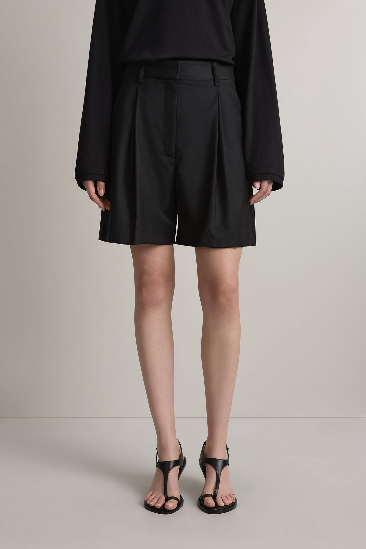 A.Emery | The Astor Short - Black