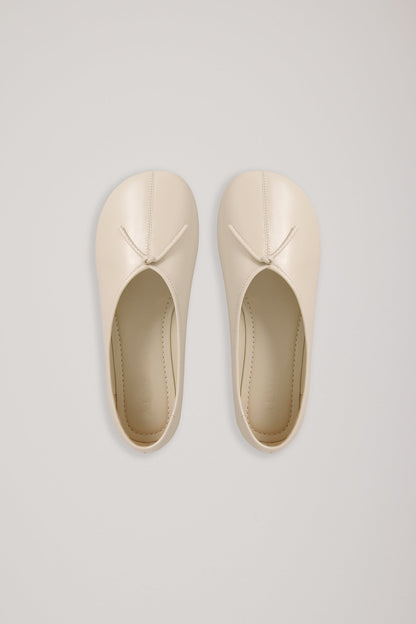 A. Emery | Mabel Flat - Vintage Bone