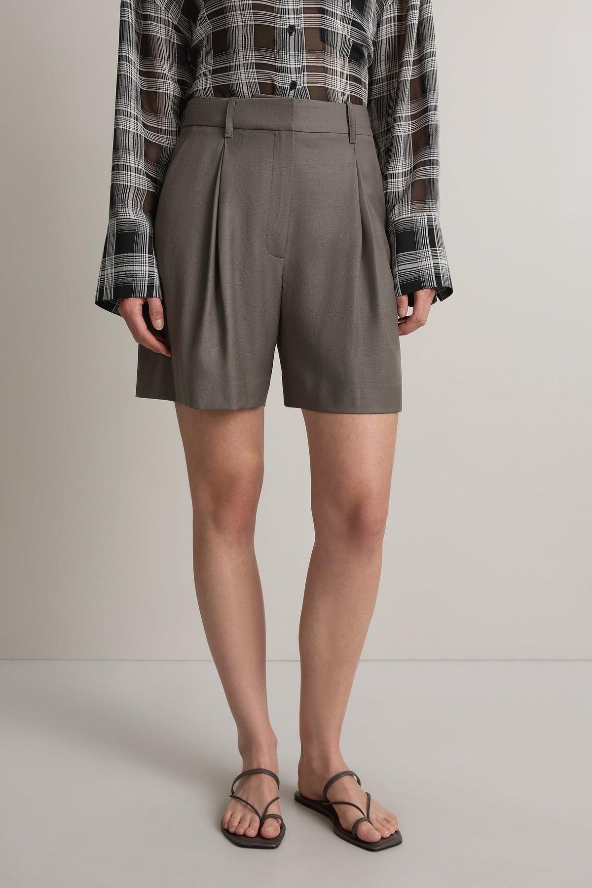 A. Emery | Astor Short - Shiitake