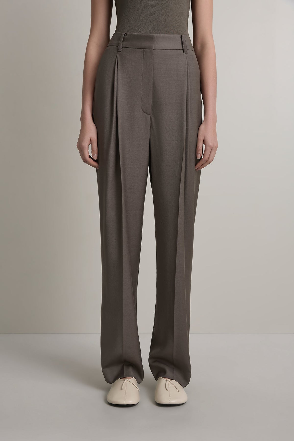 A. Emery | Goddard Straight Pant - Shiitake